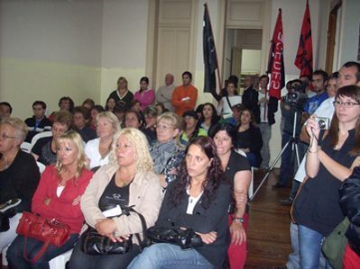 Público presente en el acto de Pérsico en Mercedes