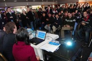 Ustarroz anuncia obras junto a funcionario nacionales Ustarroz anuncia obras junto a funcionario nacionales