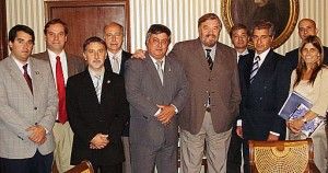 selva-convenio-uruguay La delegación local que viajo a Uruguay en abril junto al Embajador, Dante Dovena