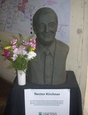 Busto-KirchnerJPG