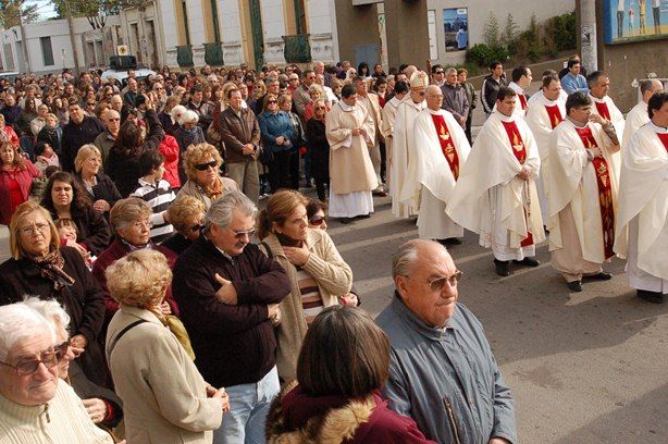 Procesion-virgendelasmercedes-2012 (6)
