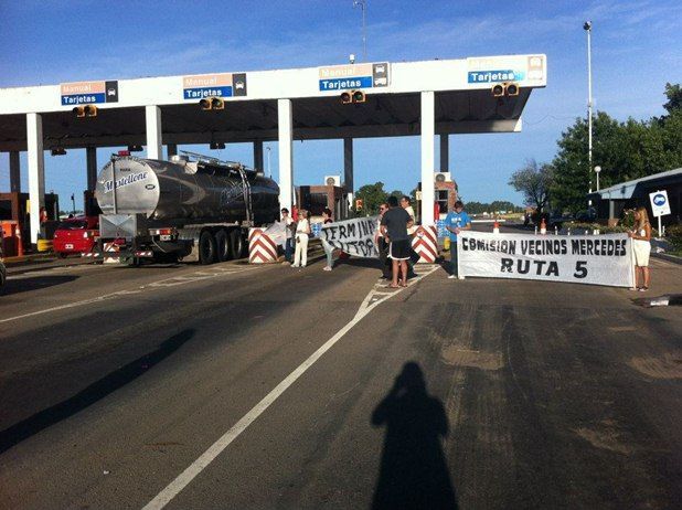 ReclamoPeaje-ComisiondeVecinos