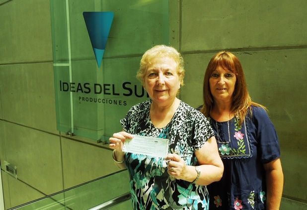 Marta Noemí Pampuri y Nora Graciela Rodríguez (tesorera de la entidad solidaria).