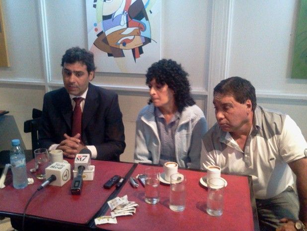 Conferencia de prensa de familiares y defensa de Ramírez