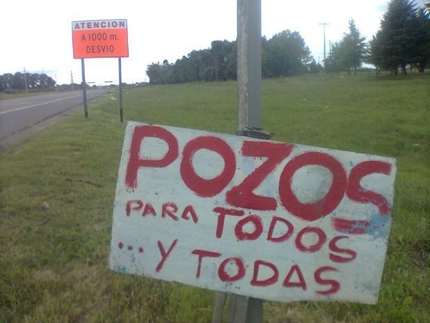 Pozos para todos, dice el ingenio popular sobre ruta Nº 8