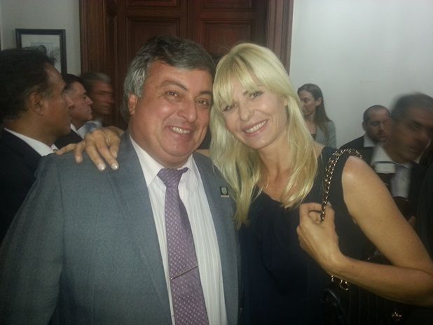 Carlos Selva junto a Karina Robolini