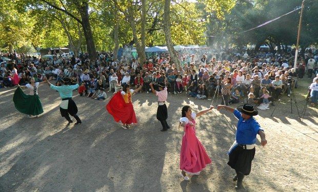 Agrupaciones gauchezcas - Torta Firta 2013