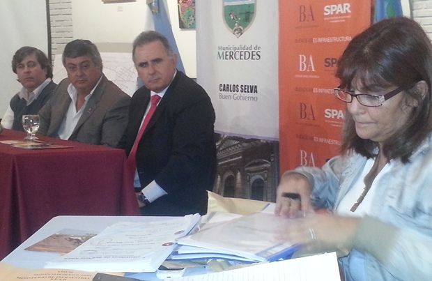 Colector Cloacal - Apertura de sobres de licitación.