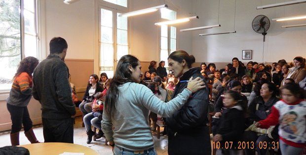 Taller Derecho a la Educación - Programa Ellas Hacen