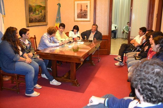 baileegresadosmercedes-reunion