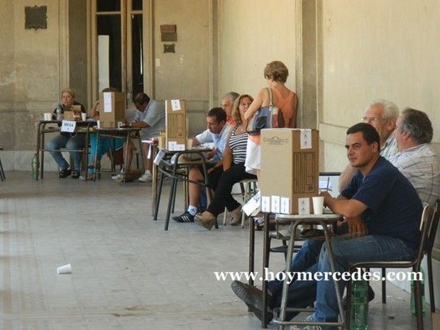 Interna PJ 2013 - Votación Colegio Nacional