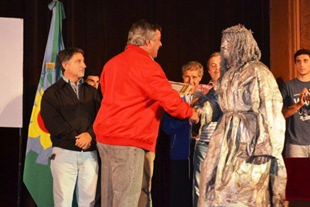 Estatuas vivientes mercedes 2014