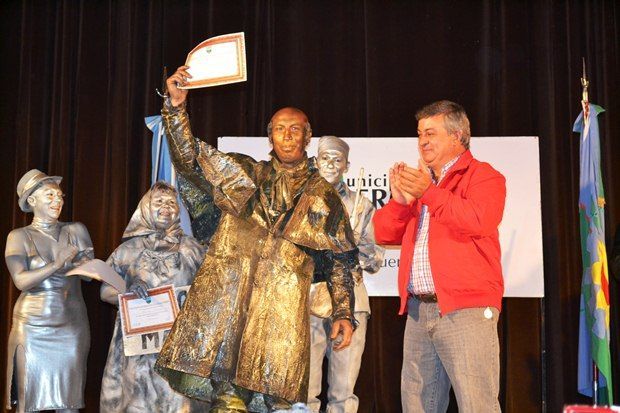 Estatuas vivientes mercedes 2014