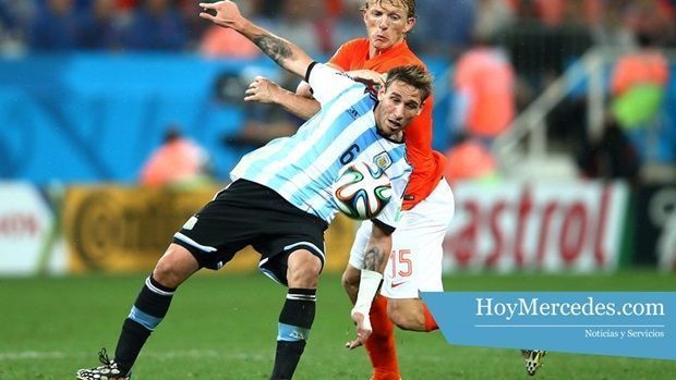 Lucas Biglia, mercedes selección nacional Biglia-MundialistaH018