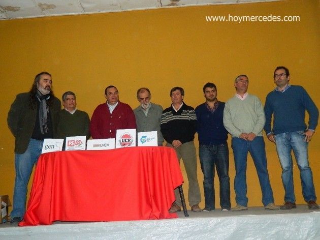 UNEN MercedesDSCN0191