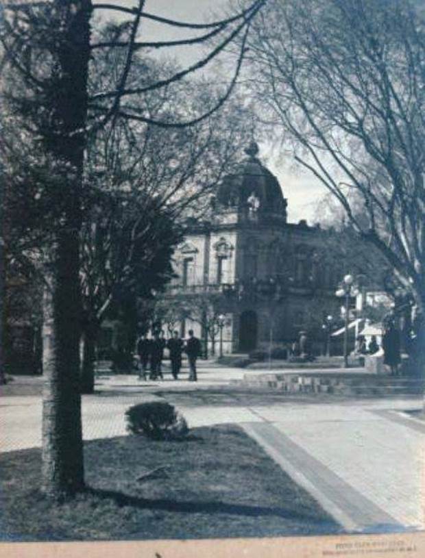 10613125_484834004985412_4036995302059512918_n