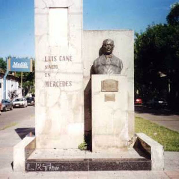 Monumento-LuisCane