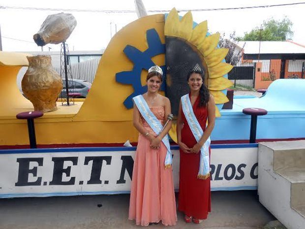 Fiesta Nacional del Durazno, Estefanía Retegui reina-durazno-mercedes