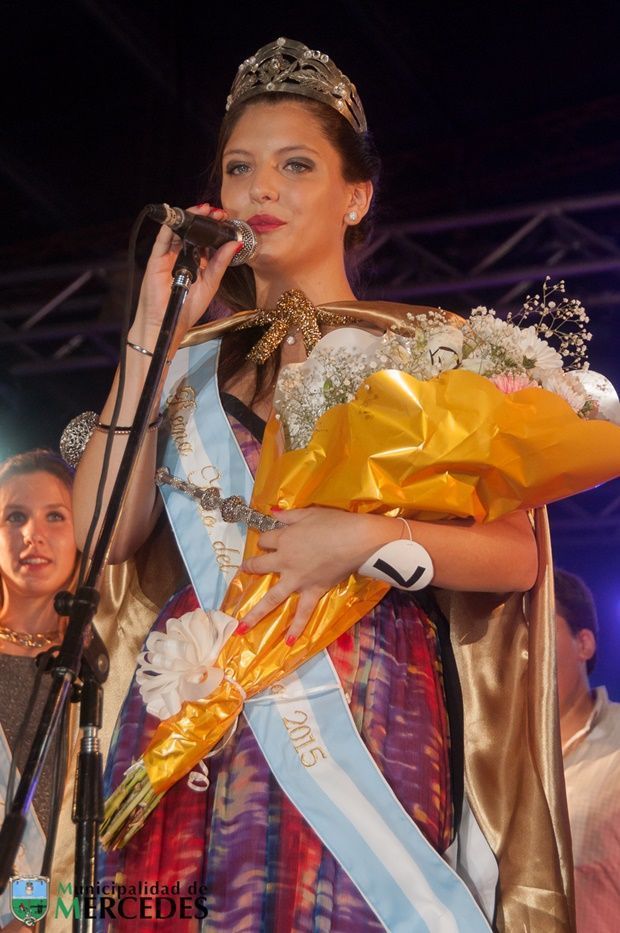 Eugenia Basilis, Reina Nacional del Durazno, Reina Durazno 2015 FiestaDuraznoViernes-2015040