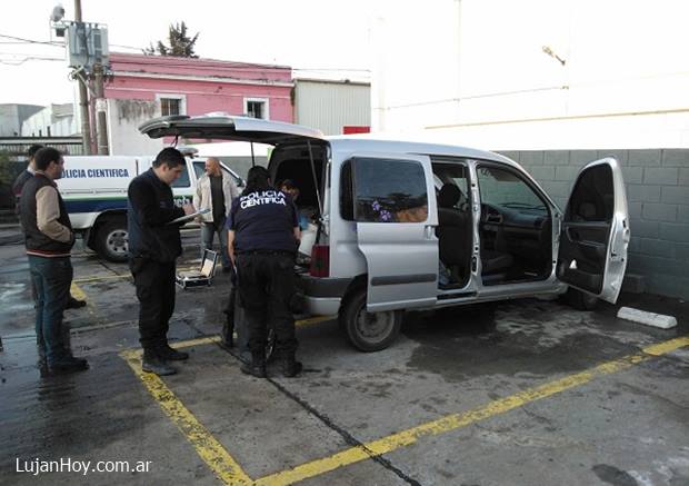 Robo Banco Patagonia Luján, robo grupo comando Lujan-RoboPatagonia-Camioneta-LujanHoy