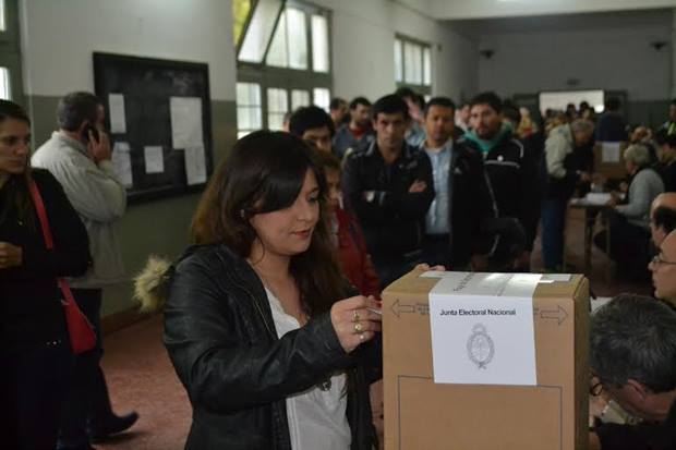 sabrinavotando-selva