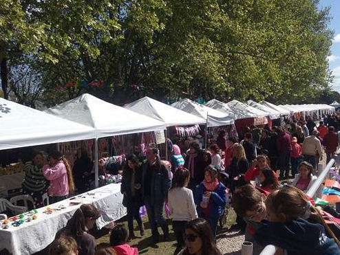 Renovada Feria artesanal en La Trocha