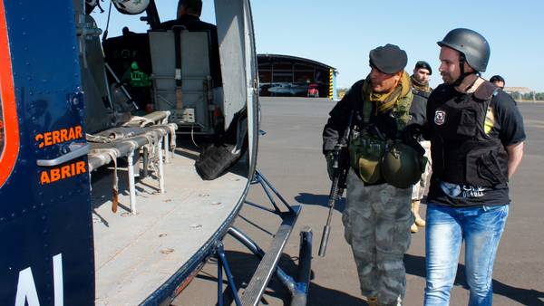 Perez-Corradi-detencion-Paraguay-AP_CLAIMA20160620_0116_28