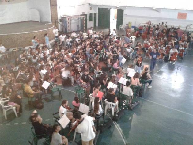 06-orquesta-escuela