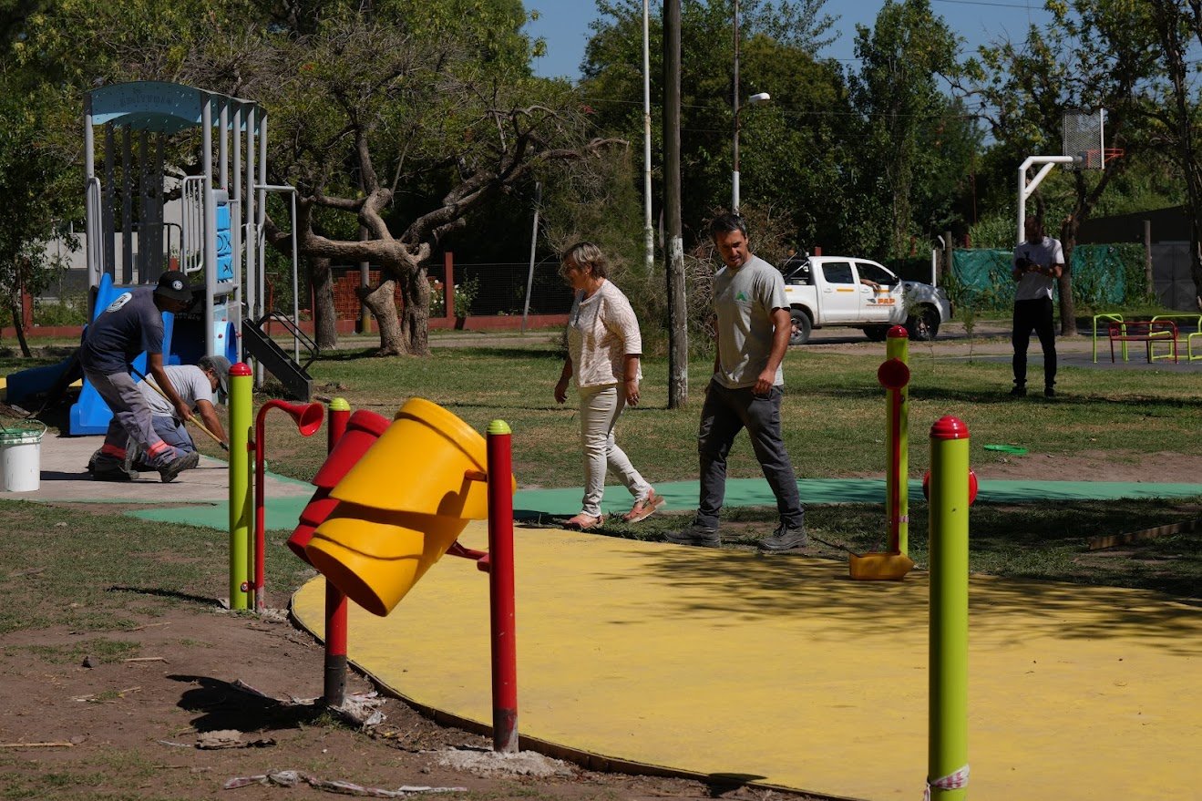 Obras en Mercedes, Buenos Aires, intendente Ustarroz