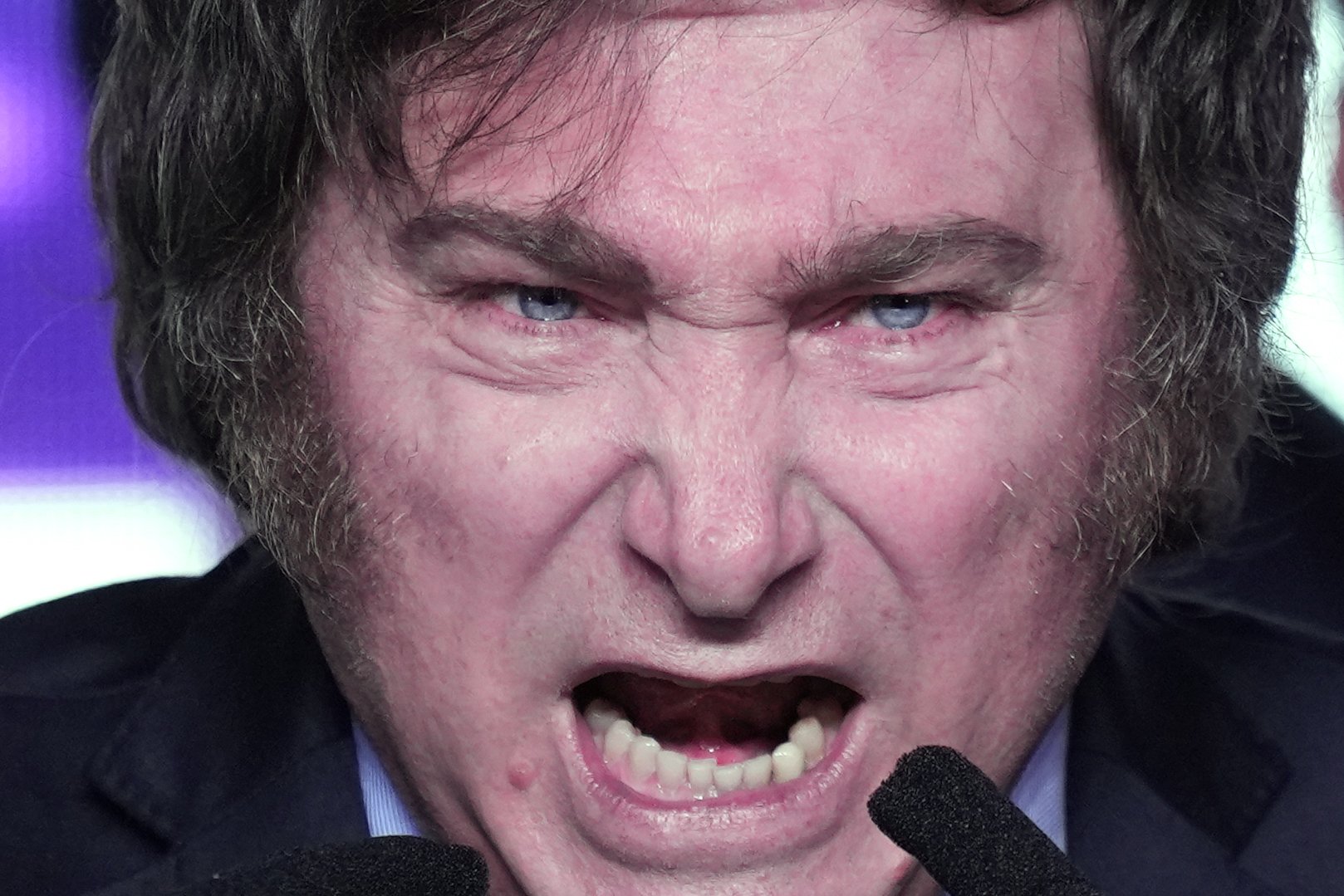 Milei corta los fondos para comedores escolares y los salarios docentes.