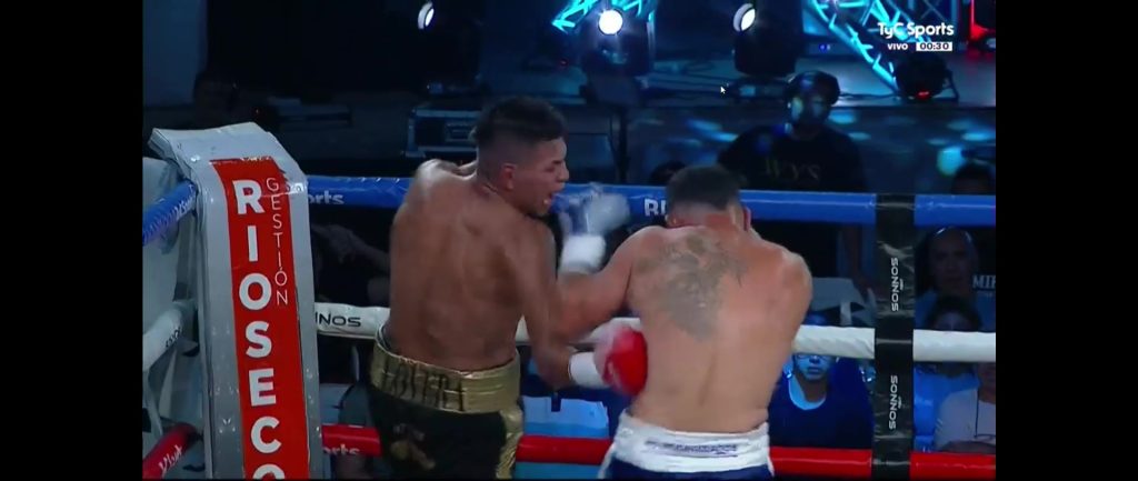 Walter "Yacaré" Sequeira cayó por nocaut contra Matías Lovera.