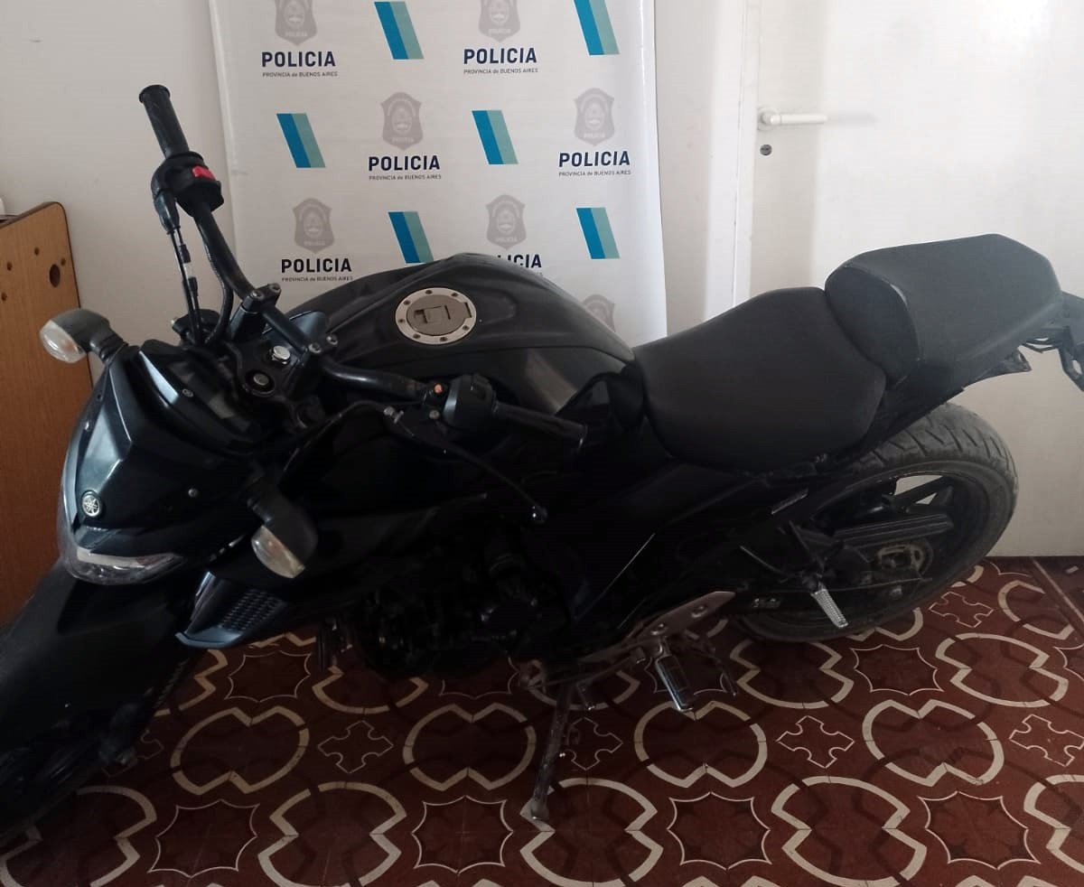 Recuperan moto robada