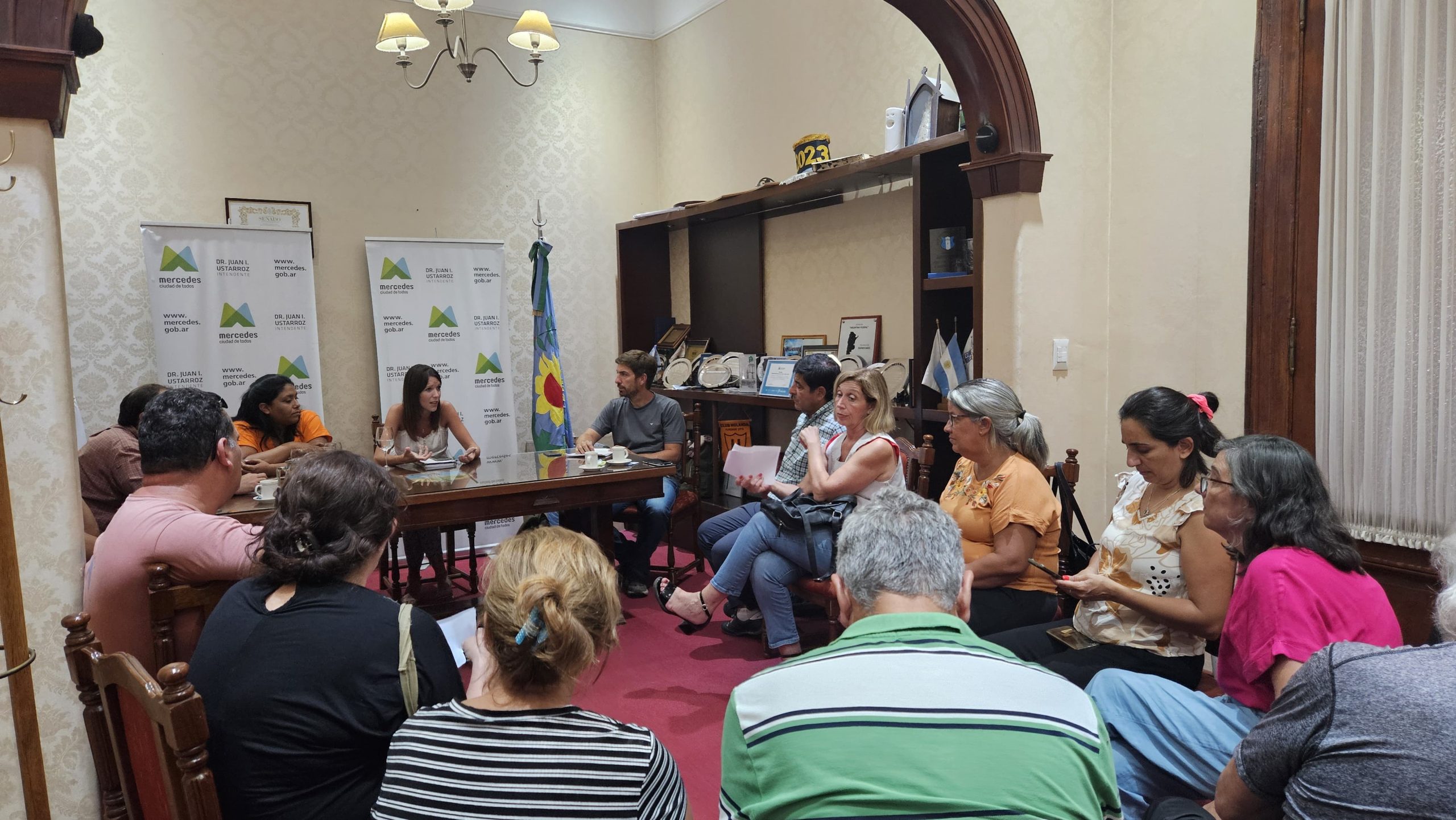 Reunión educativa mercedes, gremios, Pisano y Ustarroz