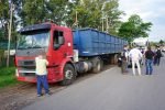 En un operativo de vigilancia, control y prevención el equipo DUOF de la Policía Federal detuvo en el ingreso a la ciudad a un camión semi remolque que tenía carga sin los comprobantes correspondientes de su procedencia. El operativo generó el secuestro del vehículo y el material trasladado. Interviene la justicia.