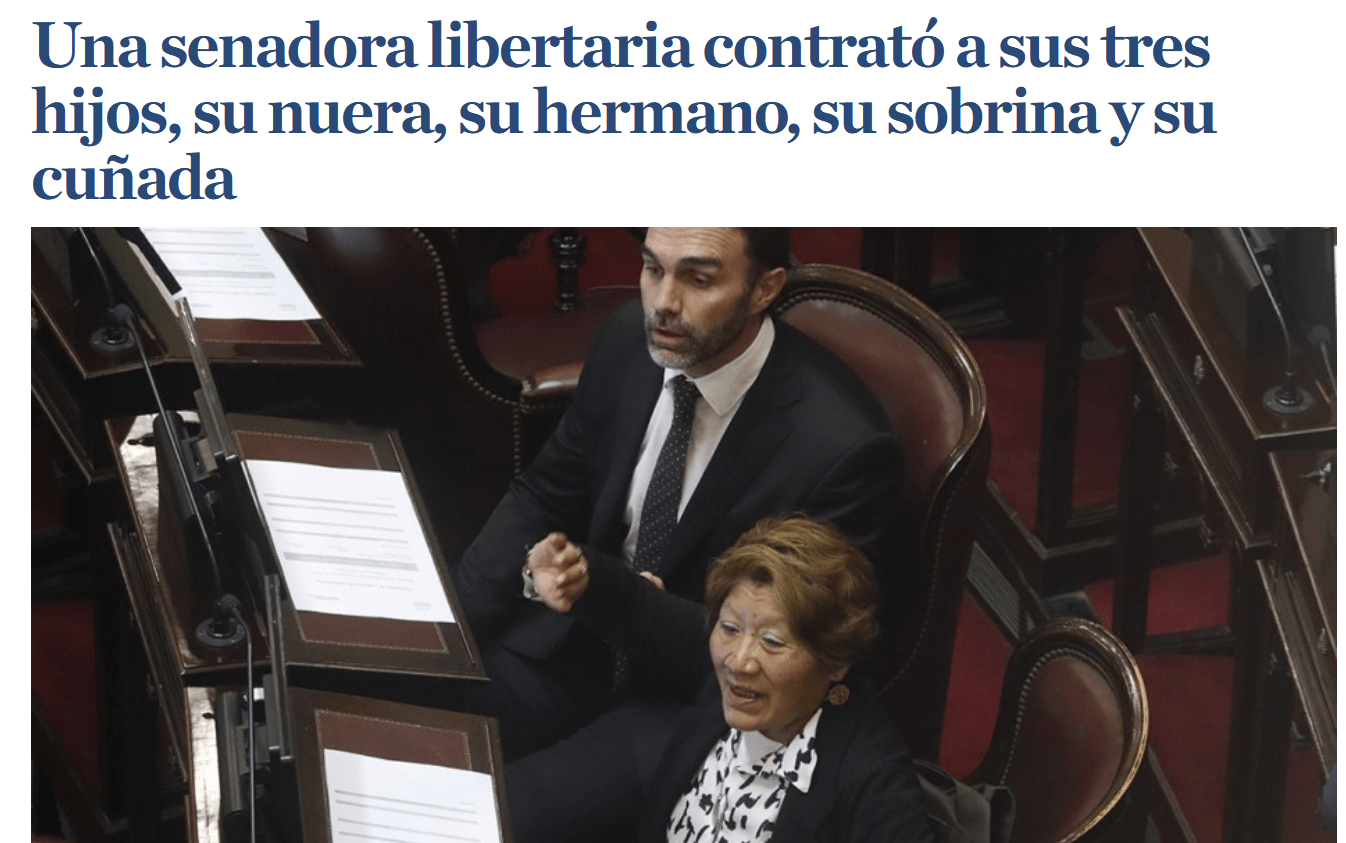 Según relevaron medios nacionales la senadora nombró a su designó a sus hijos, sus hermanos, su sobrina y hasta a su nuera en su despacho.