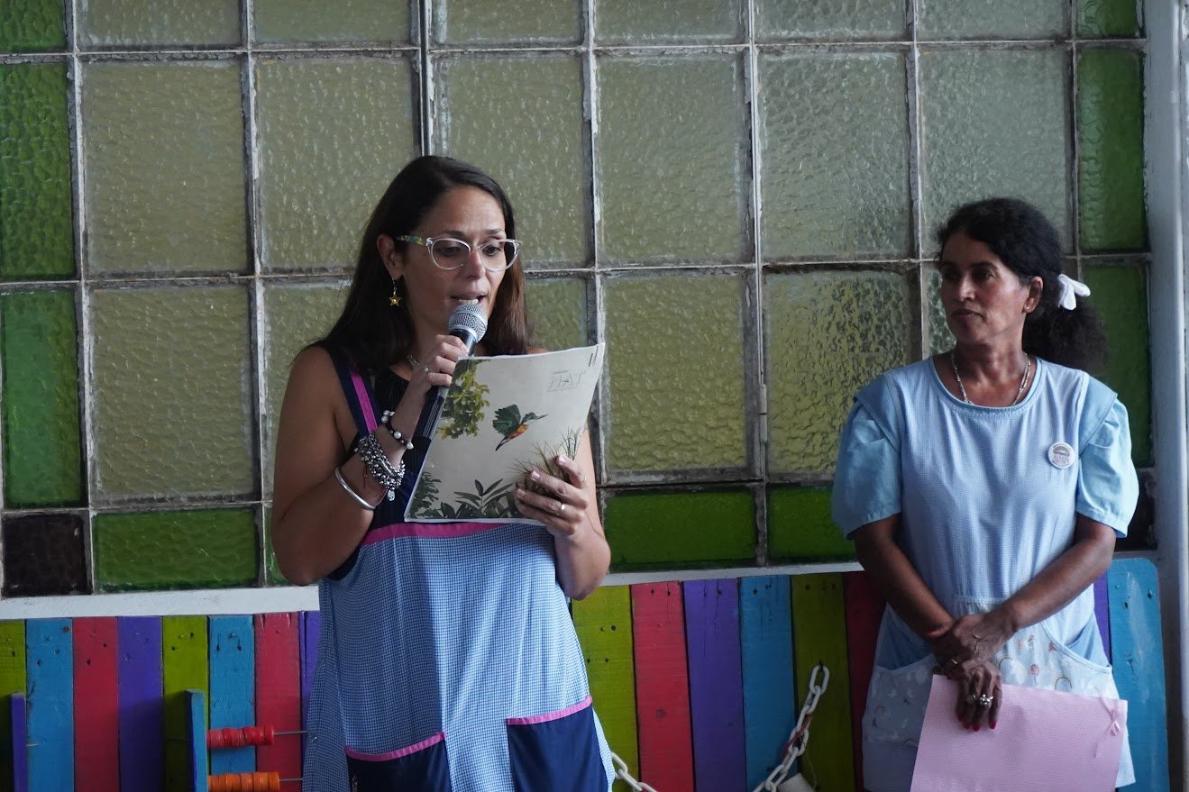 El intendente Dr. Juan I. Ustarroz participó del inicio del ciclo lectivo 2024. En esta ocasión a primera hora de la mañana visitó la Escuela N°1, luego Jardín N°905 y finalmente el Centro de Formación N°403. Ponderó la importancia de seguir trabajando unidos, como comunidad, por la educación.