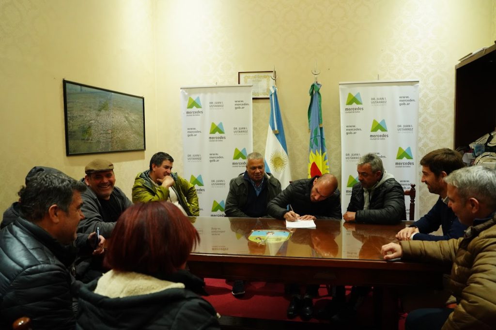 Vecinos “contra el peaje” fueron recibidos por Ustarroz