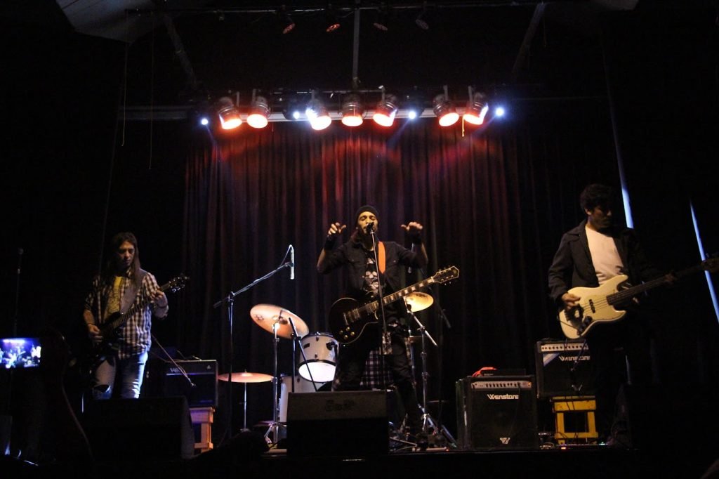 El Rock sonó fuerte en otra edición del “Rock en el Galpón”