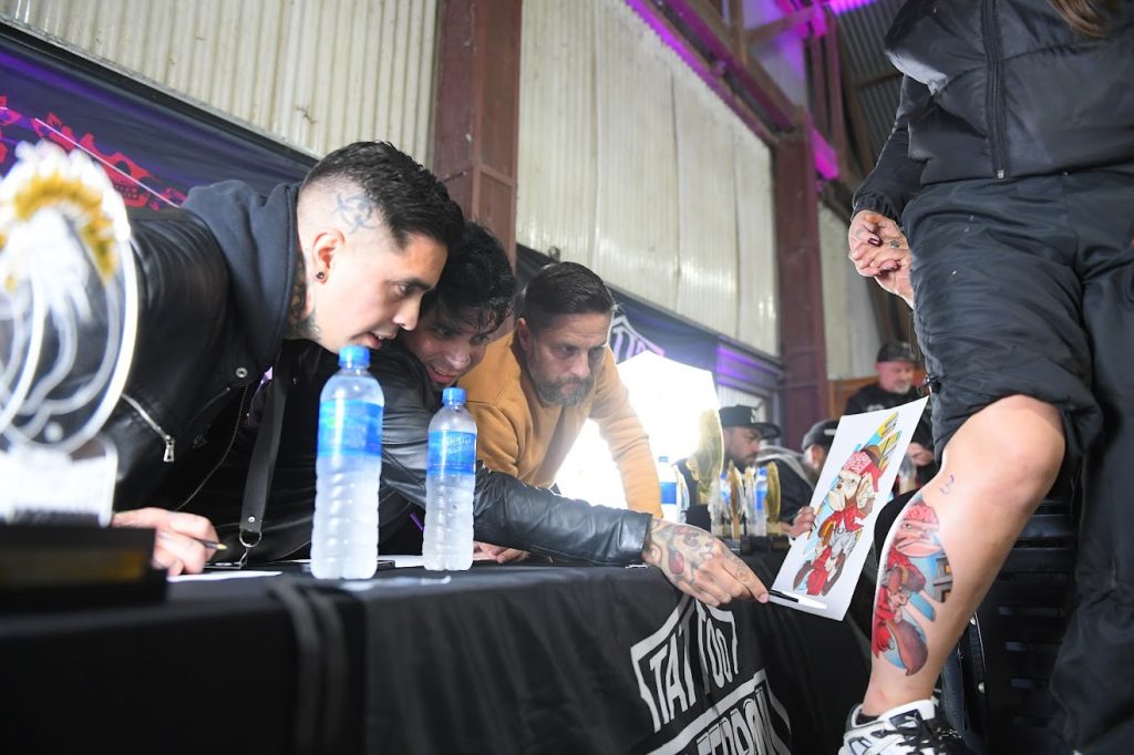 Exitosa primera jornada del Congreso de Tatuajes en La Trocha