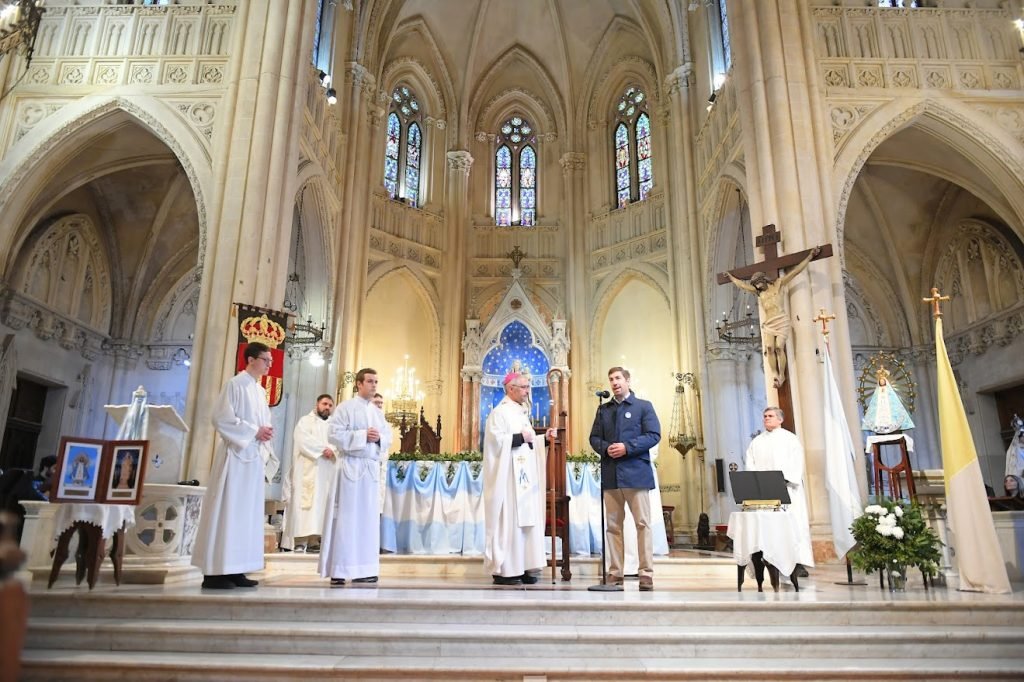 Intendente Ustarroz participó del tradicional Tedeum en Catedral Basílica