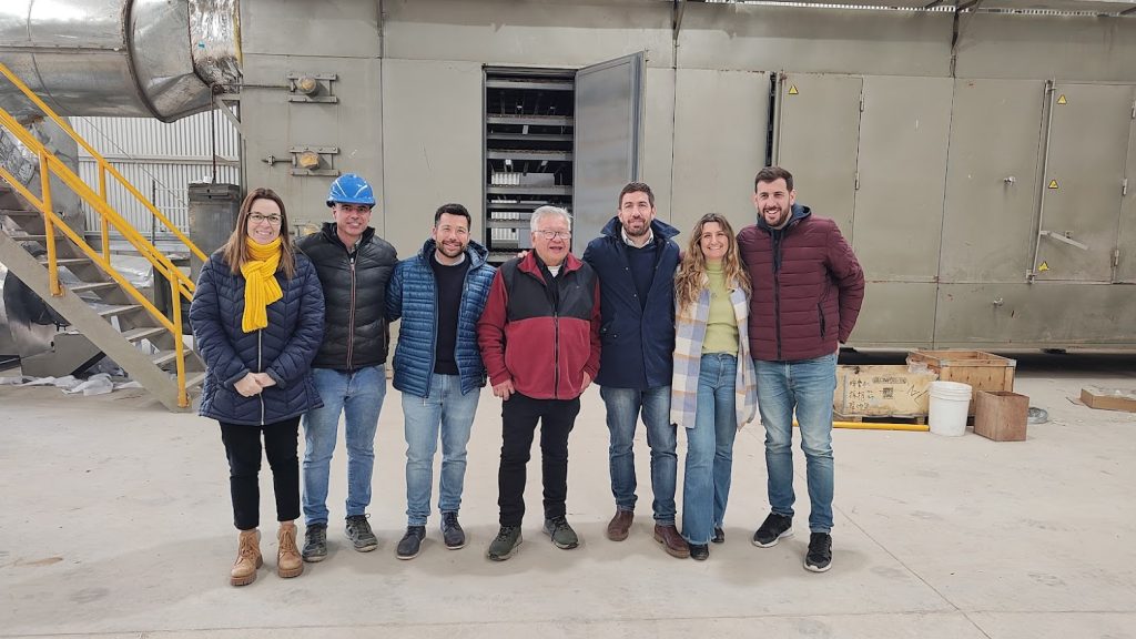 Ustarroz visita Granja Violeta de los Alpes que está ampliando su capacidad productiva