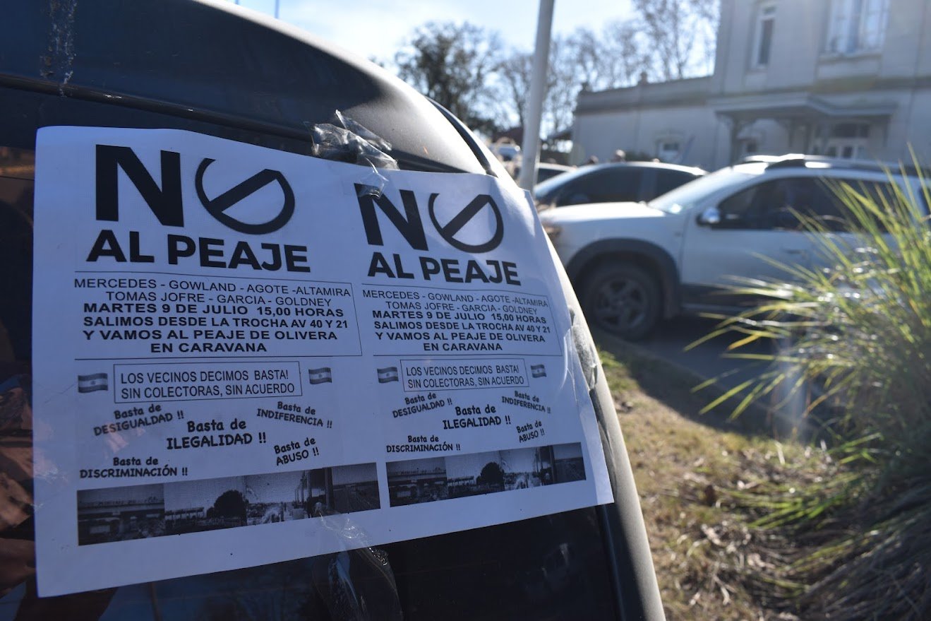 Arrancó la marcha y reclamo contra el Peaje de Olivera