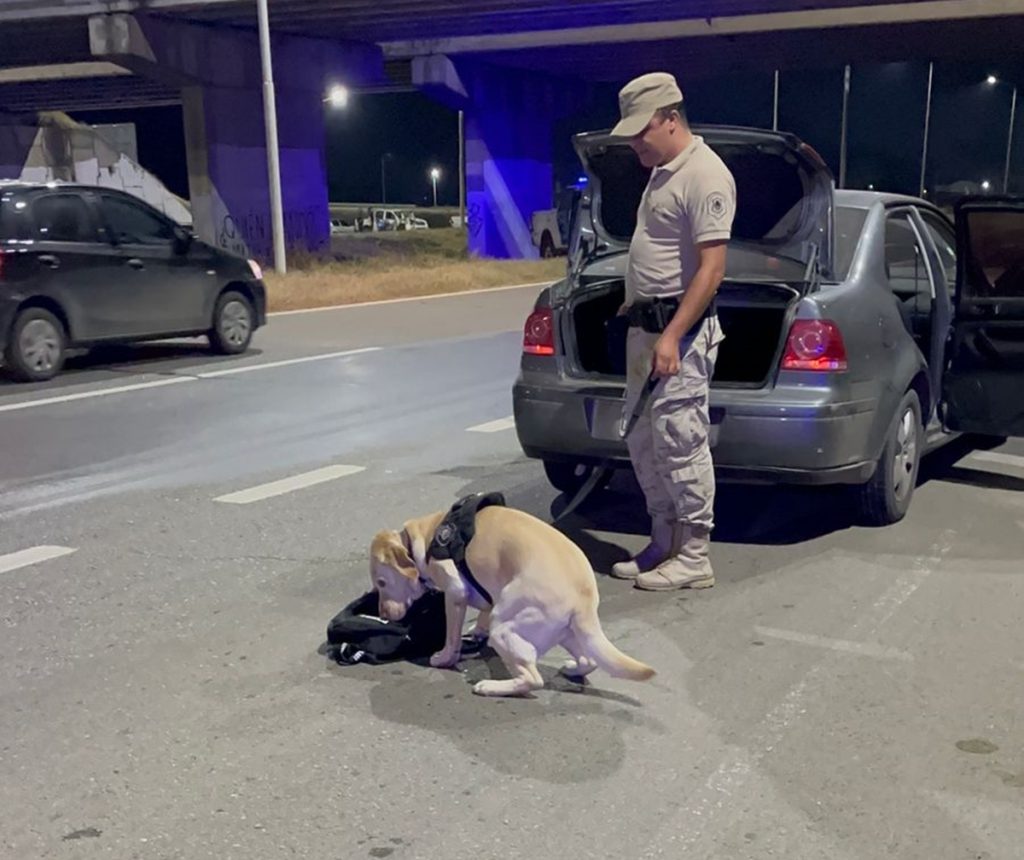 Fuerte operativo de control policial en acceso a Mercedes