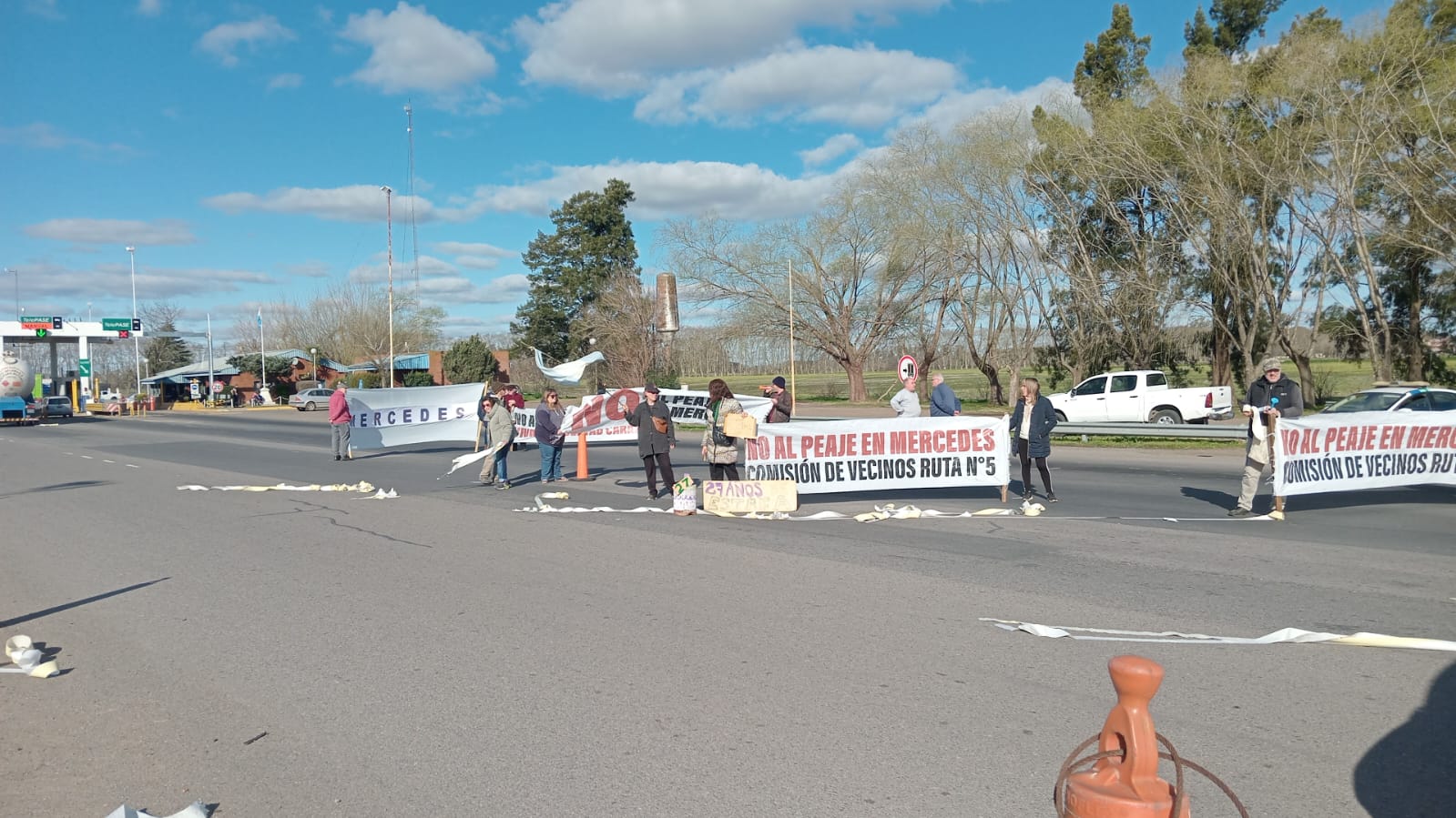 Domingo de protesta y reclamo en el Peaje de Olivera