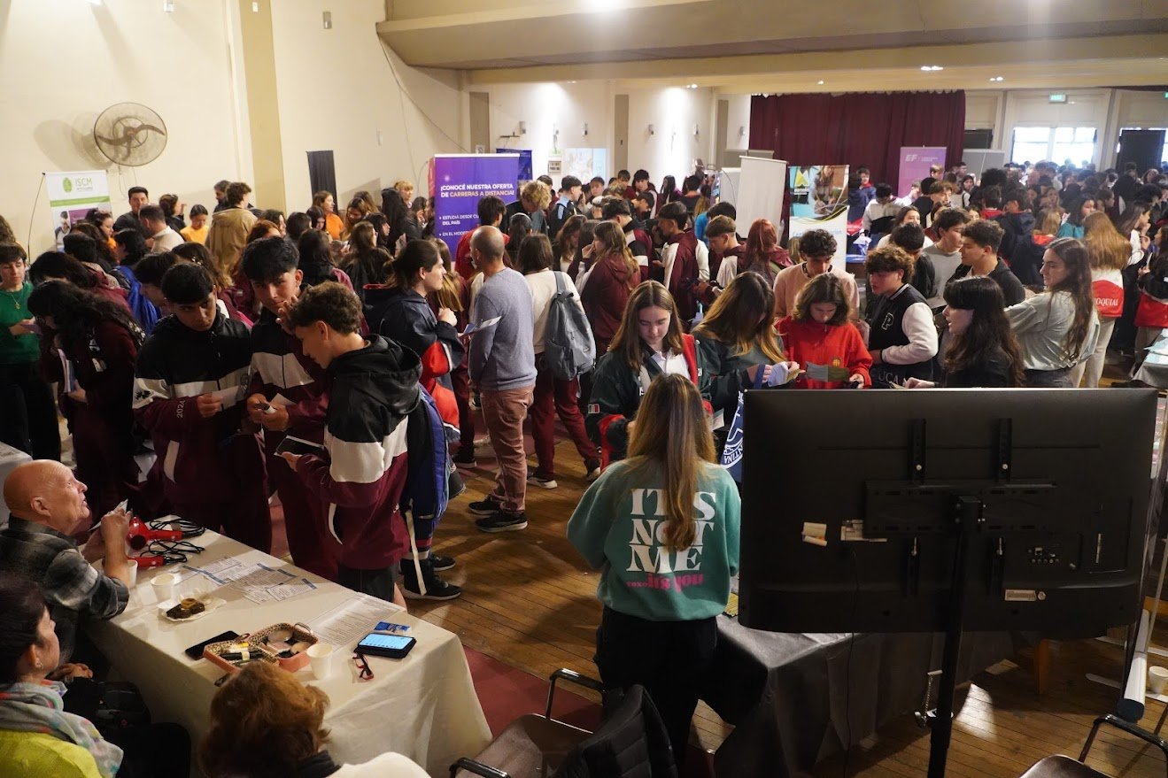 Más de 500 estudiantes pasaron por Expo Orientación Educativa