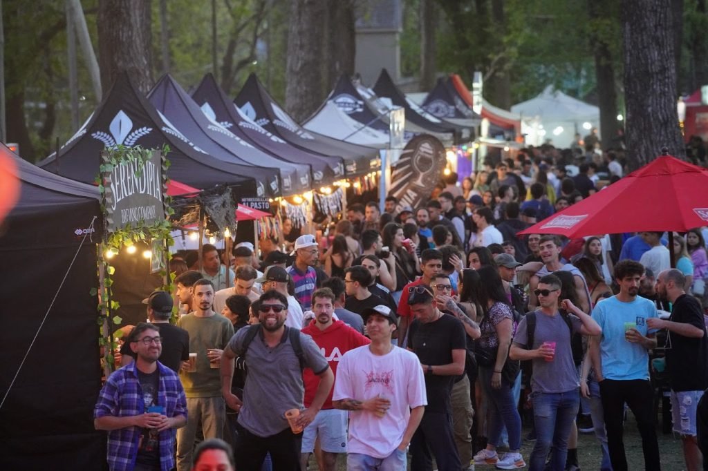 Gran sábado y continúa este domingo el Festival de Cerveceros Mercedinos