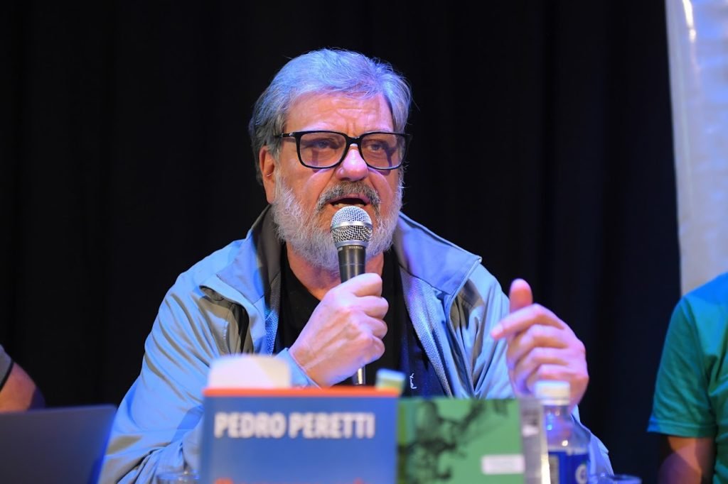 Pedro Peretti ofreció una charla sobre ruralidad