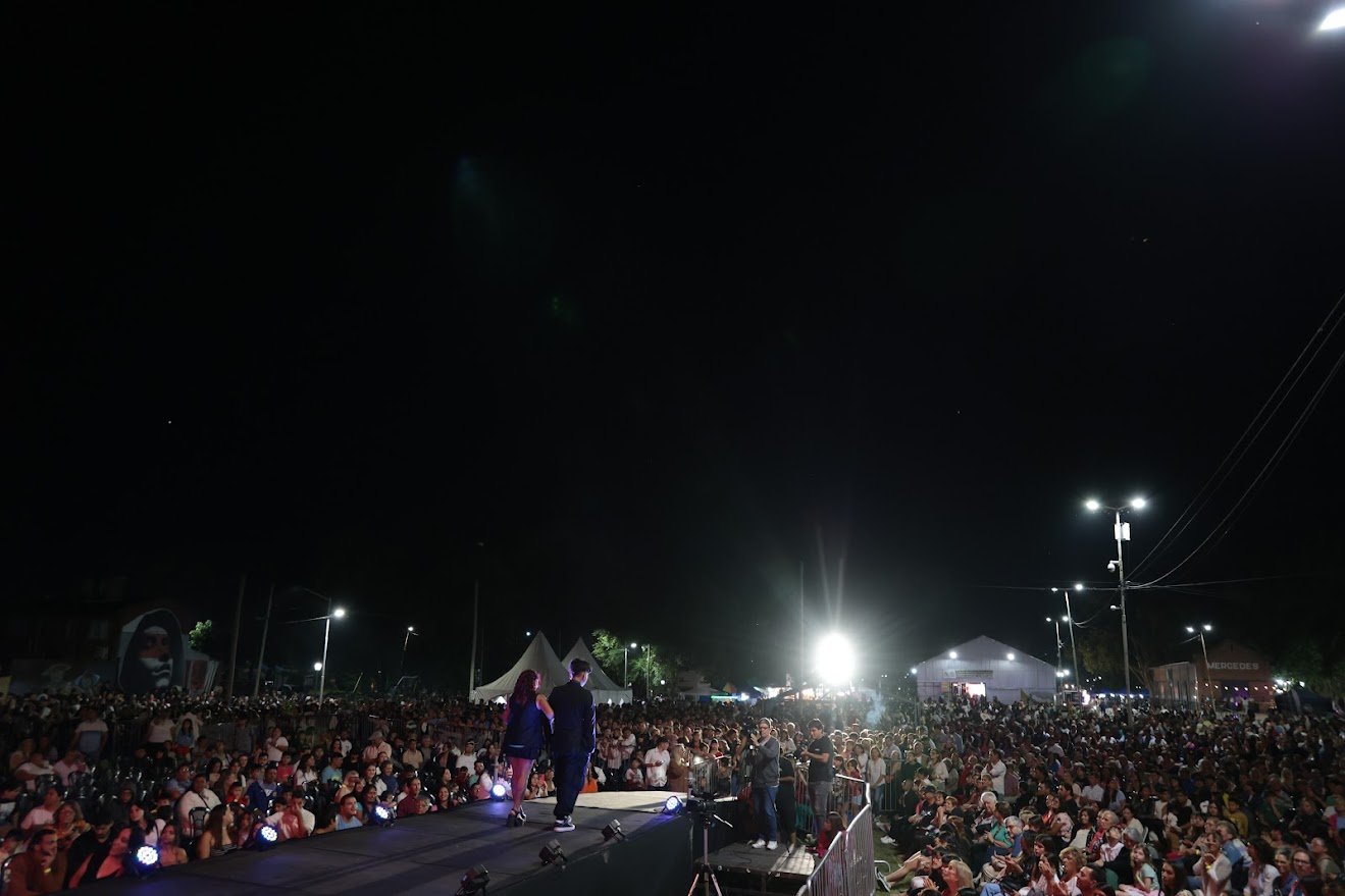 pasarela de egresados Mercedes 2024