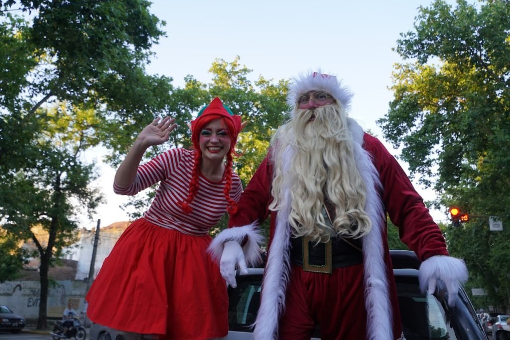 Papá Noel recibió la visita de cientos de niños y niñas