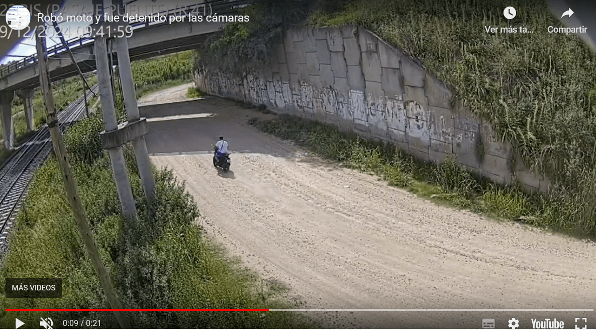 Robó moto Rouser, lo siguieron por el Centro de Monitoreo y fue detenido